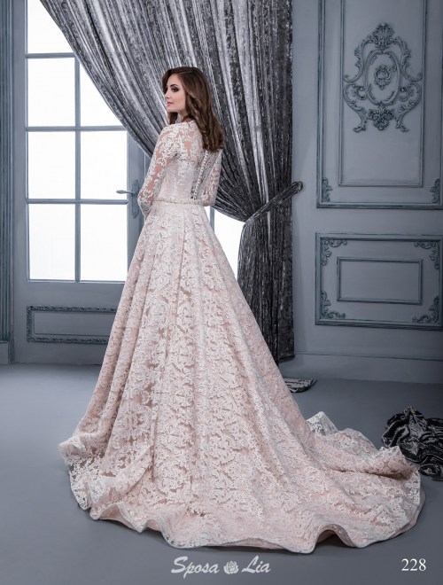 https://www.sposa-lia.com/images/stories/virtuemart/product/228       (3).jpg